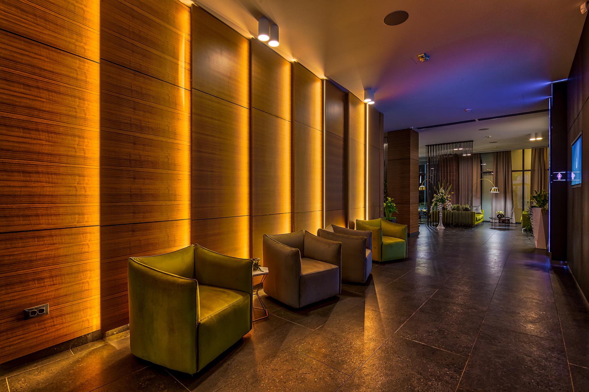 Nyota Hotel & Conference Center Mamaia Buitenkant foto