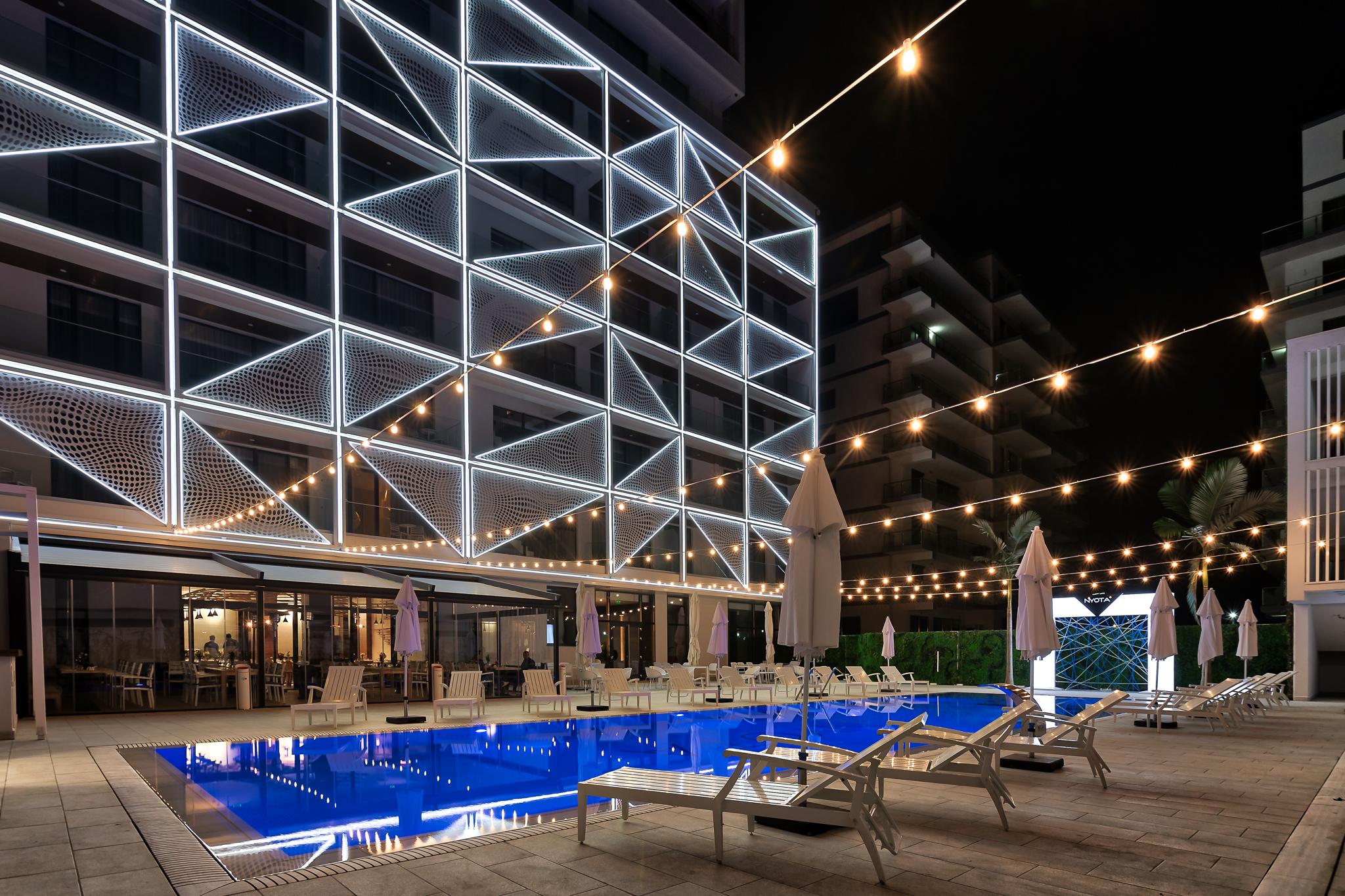 Nyota Hotel & Conference Center Mamaia Buitenkant foto